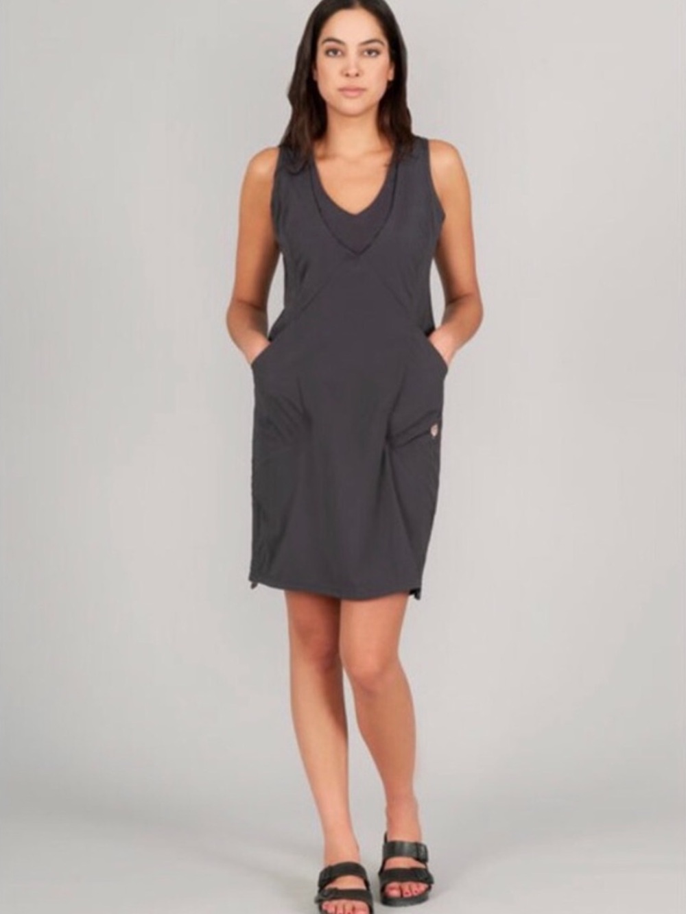 Indygena Liike III Dress - Sleeveless Grey Active Dress with Side Pockets